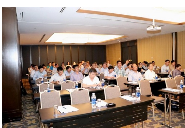 Maverick Extruder Development Group in Vietnam